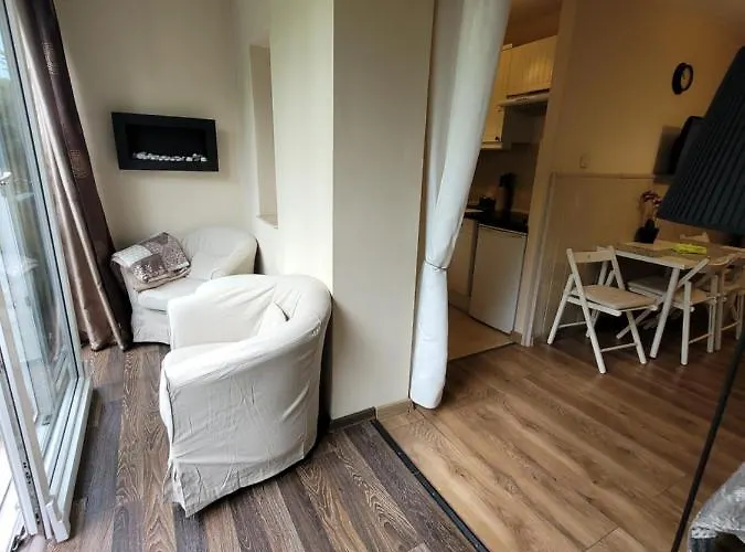 Kawalerka 200m Od Morza 索波特